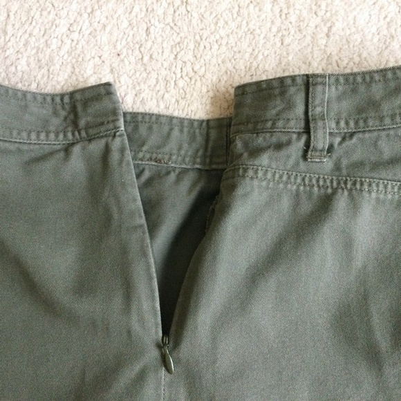 Vintage J. Crew Army Green Inverted Pleat A-line Skirt - Sz 6 - Picture 8 of 11